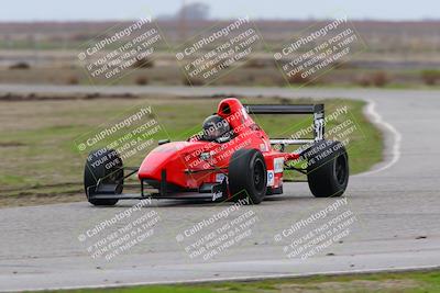 media/Jan-15-2023-CalClub SCCA (Sun) [[40bbac7715]]/Group 2/Qualifying (Sweeper)/